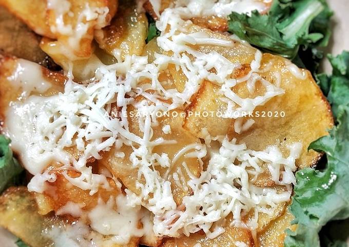 Resep Simple Cheesy Potato Dish a.k.a Hidangan Kentang Keju 🥔🧀 yang Enak Banget