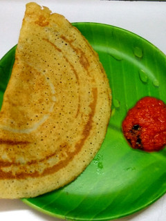 சோள தோசை(sola dosai recipe in tamil) செய்முறை முக்கிய புகைப்படம்