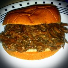 A picture of Pulled beef.