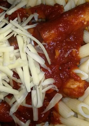 A picture of chilli sausage and mushroom pasta.