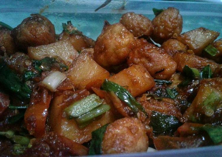 Bagaimana Menyiapkan Sambel Goreng Kentang Telur Puyuh, Menggugah Selera