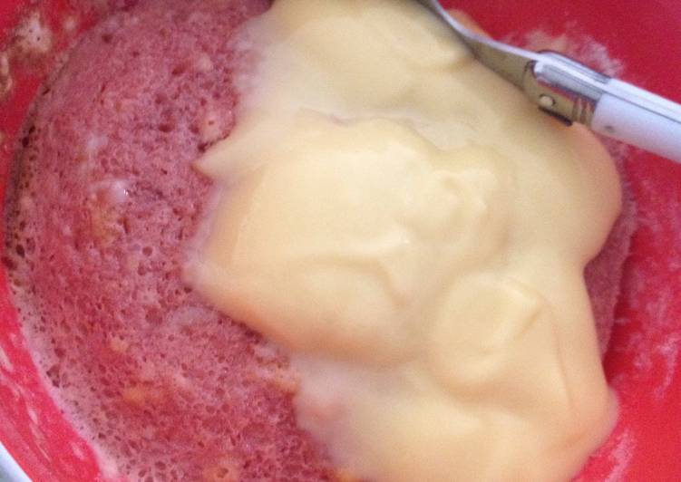 How to Prepare Perfect Sweet Strawberry Nesquick Cake