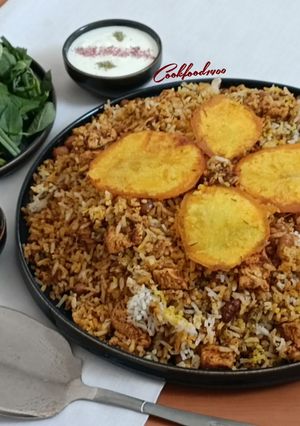 عکسی از دستور پلو لوبیا چیتی با مرغ