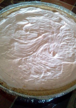 A picture of Koolaid Pie.