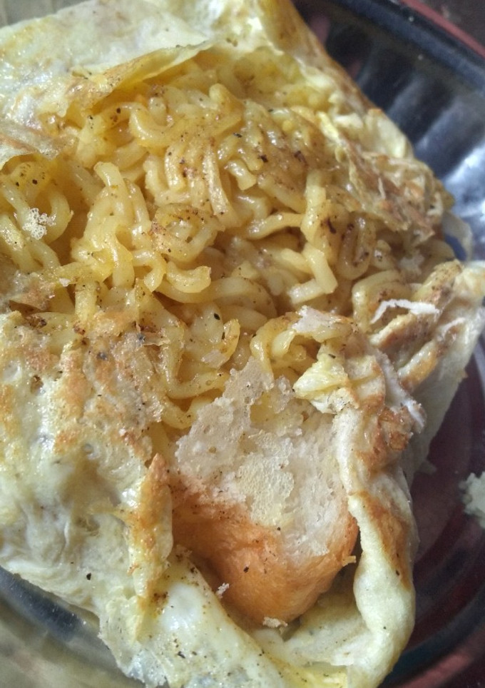 மகி பிரட் அம்லேட் / bread omelette reciep in tamil செய்முறை முக்கிய புகைப்படம்