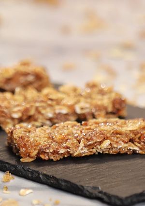 A picture of Healthy Muesli Bars.