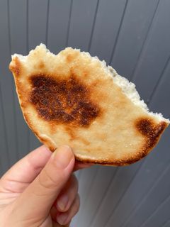 Hình của món Bánh mì Thổ Nhĩ Kỳ dễ k tưởng với bột mỳ k cần lò nướng.