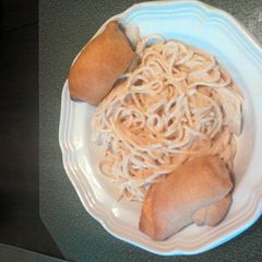 A picture of Fettuccine Alfredo.