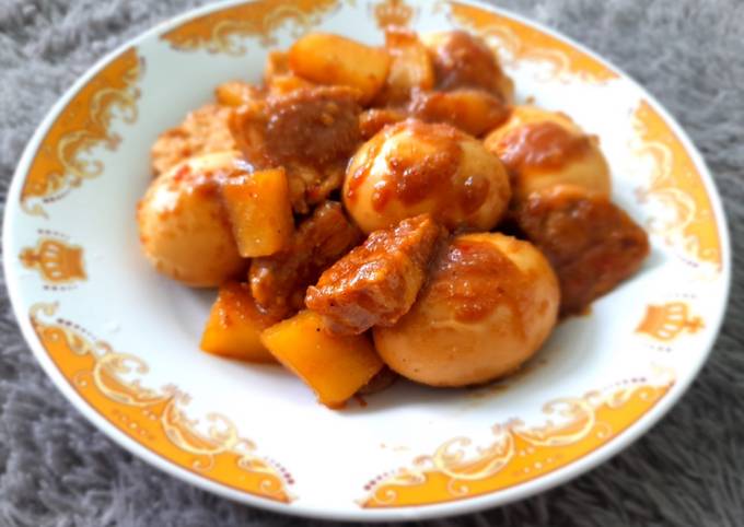 Resep Semur Telur Kentang Tempe Oleh Dinda Yunie Cookpad