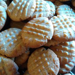 A picture of Peanut Butter Cookies.