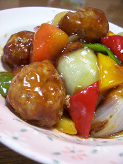 A picture of Yum! Sweet and Sour Pork Style Meatballs in Sweet Vinegar Ankake Sauce.