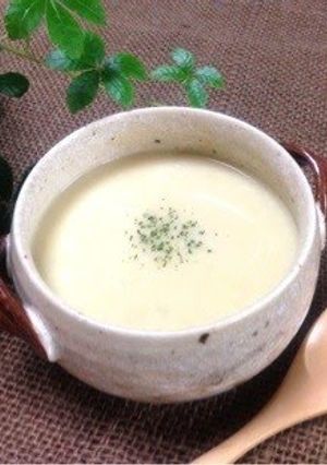 A picture of Heart-warming Chinese Cabbage and Potato Potage.