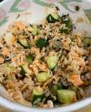 Cơm trộn cá hồi