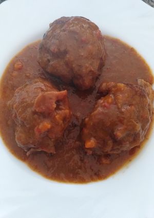 Una foto de Carrilleras de cerdo estofadas con vermut rojo