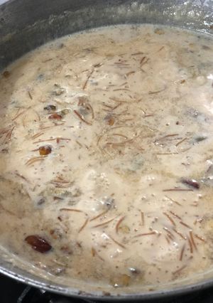 A picture of Sheer Khurma.