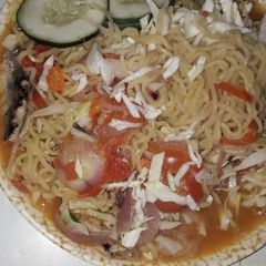 A picture of Indomine vegetables.