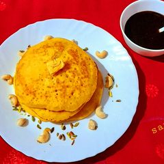 A picture of Chebaab(Emirati Pancakes).