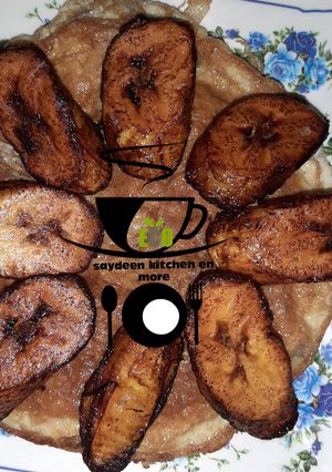 A picture of Fried egg with plantain.