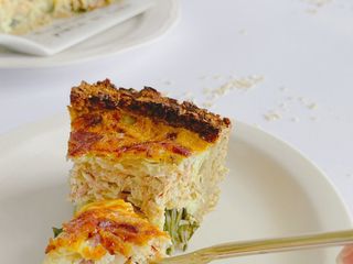 清冰箱料理｜用香蕉+燕麥做派皮 培根洋蔥鹹派
