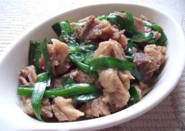 Light and Salty! Simmered Beef Tendon and Chinese Chives