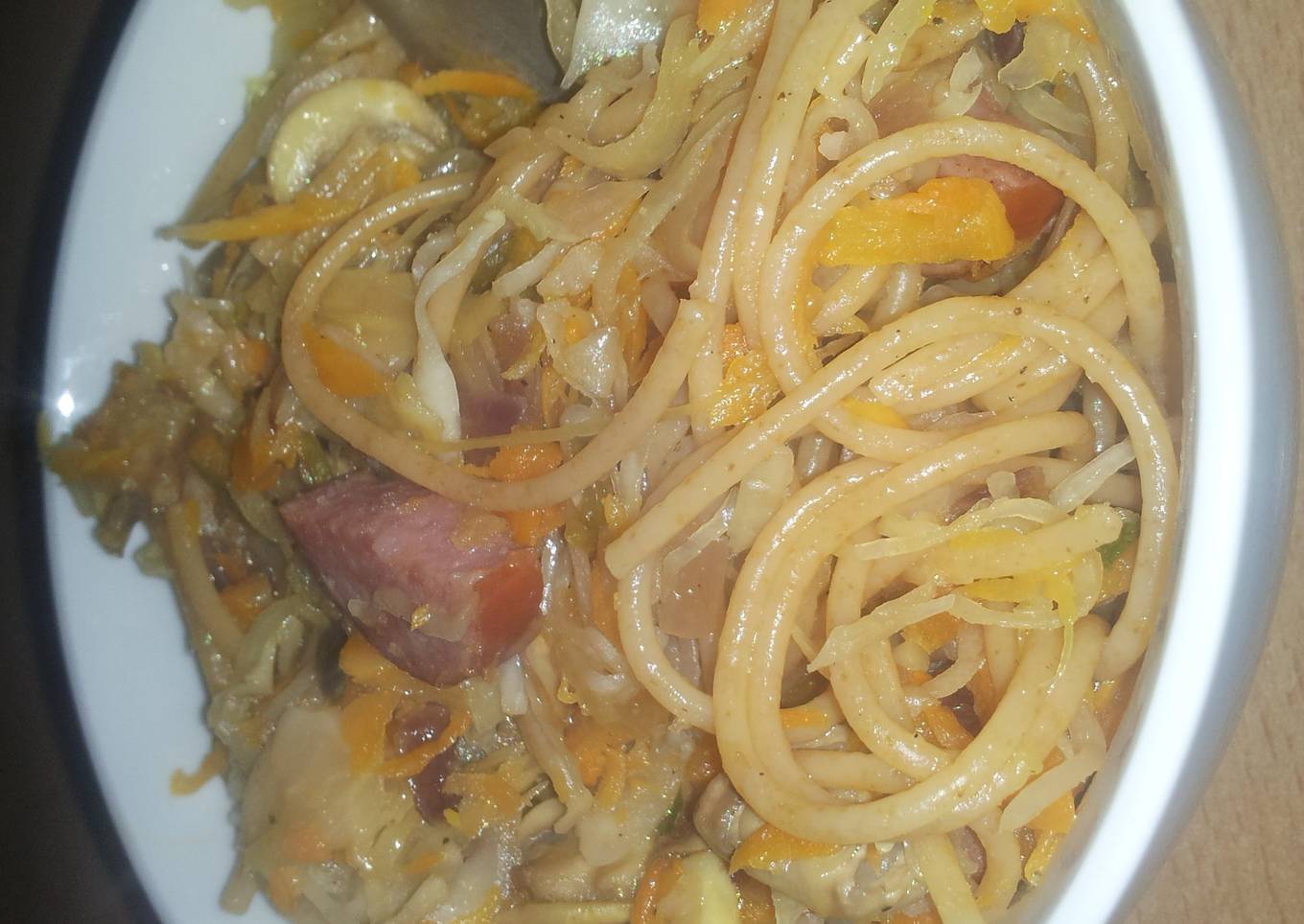 Salchicha, Pasta y Repollo