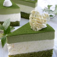 Green Tea and White Chocolate Mousse Cake A picture of Green Tea and White Chocolate Mousse Cake.