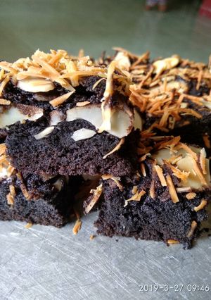 Foto resep Brownies panggang topping almond and keju endess