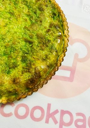 Una foto de EMPANADA DE BERENJENAS Y POLLO 🍆🥧🍗 (rápida de preparar y exquisita al paladar 👏😋😋😉)