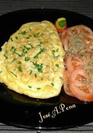Foto principal de Tortilla de atún y cebollinos con especias