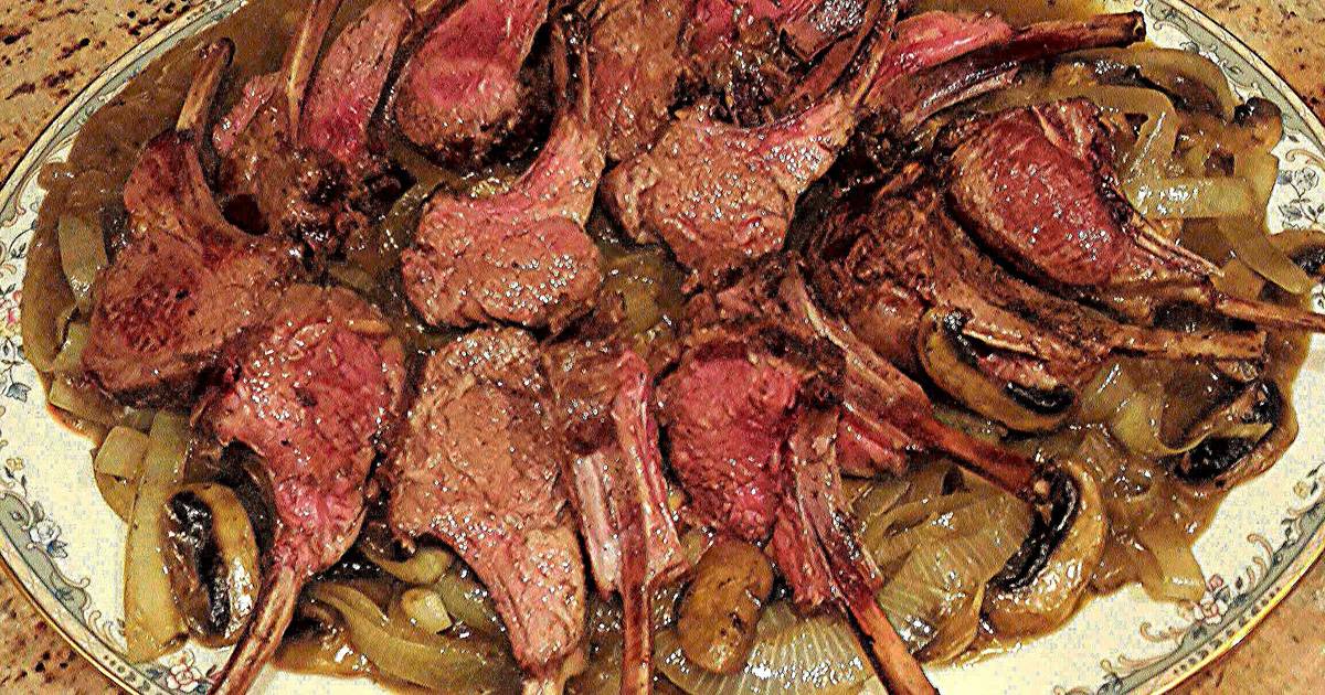 Rack of Lamb On Onions & Mushrooms with White Wine & Lamb Stock Sauce Recipe by WeekendWarriors
