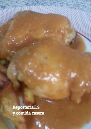 Foto principal de Muslo de pollo en salsa