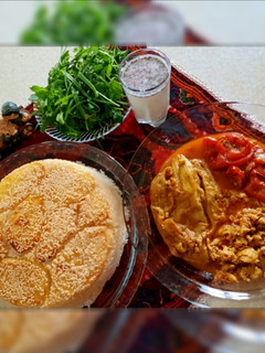 عکسی از دستور خورش گوجه بادمجان با سینه مرغ