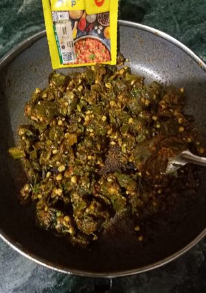 भिंडी (bhindi recipe in Hindi) रेसिपी मुख्य फोटो