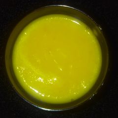 A picture of Momma's Mango habanero hot sauce.