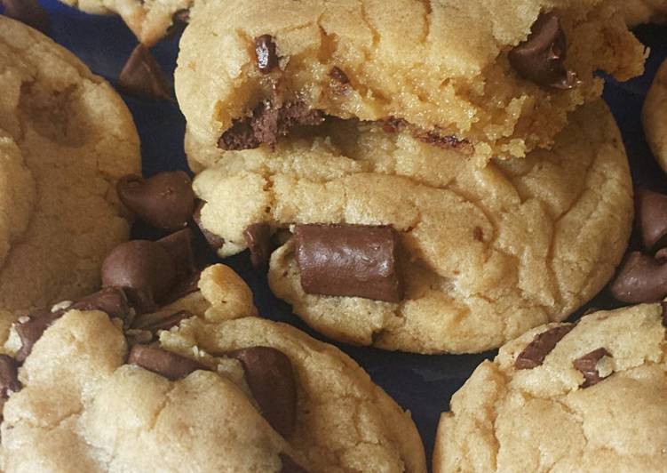 Simple Way to Prepare Homemade Best ever chocolate chip cookies