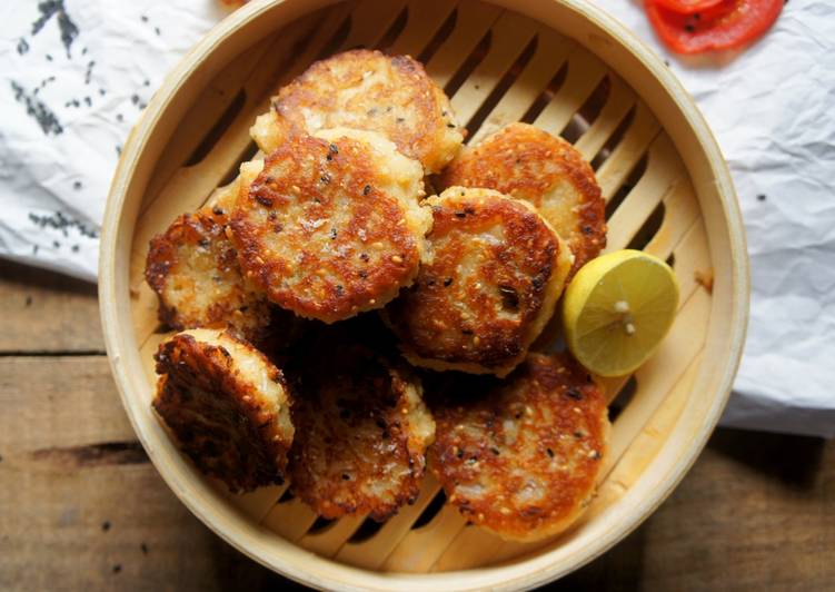 Step-by-Step Guide to Prepare Quick Sesame Bread Patties
