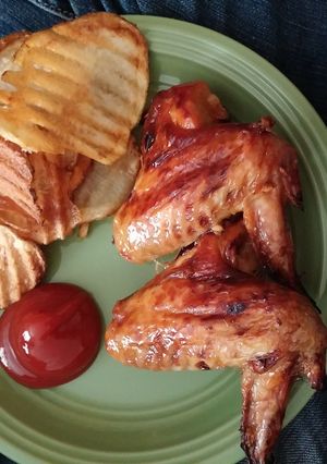 A picture of Mom's honey wings.