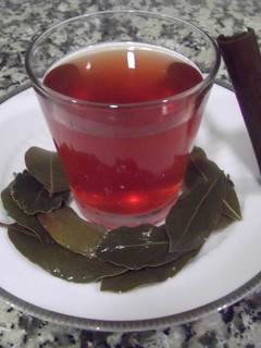 Una foto de Infusión de canela y laurel