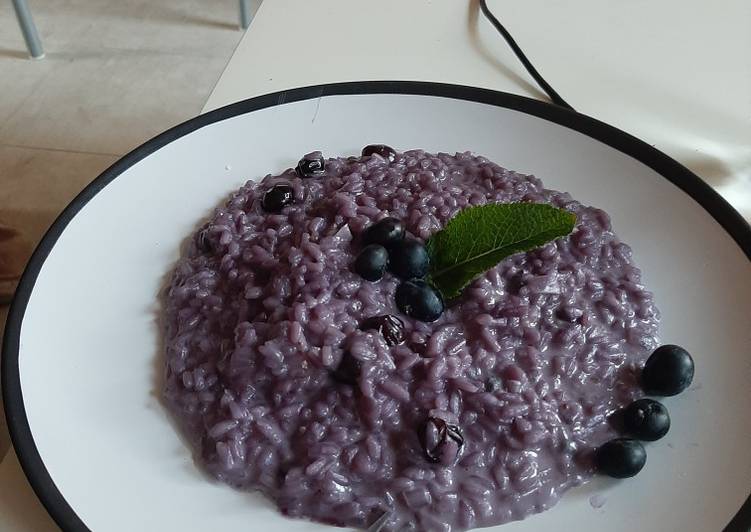 Simple Way to Prepare Speedy Blueberries risotto