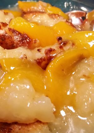 A picture of Easy Peach Cobbler.