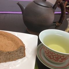 Tohou Bijin Tea (Chinese Tea) Chiffon Cake A picture of Tohou Bijin Tea (Chinese Tea) Chiffon Cake.