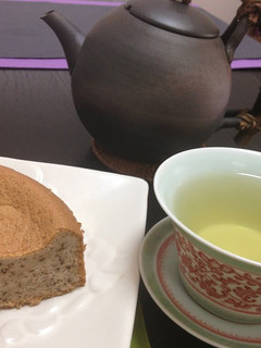 A picture of Tohou Bijin Tea (Chinese Tea) Chiffon Cake.