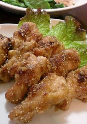 A picture of Delicious! Sweet and Spicy Sesame Chicken Wings.