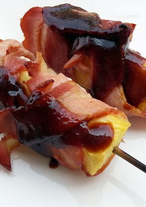 A picture of Pineapple And Bacon In Skewer.