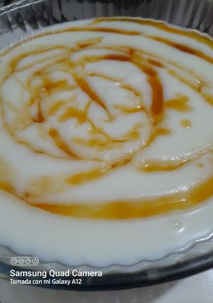 Una foto de Postre leche con maizena y caramelo