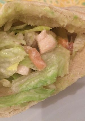 Una foto de Pitas con pollo