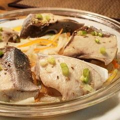 A picture of Yellowtail with Shio-Koji Steamed in a Microwave.