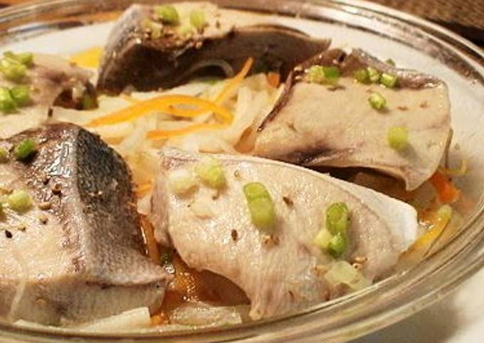 How to Make Delicious Yellowtail with Shio-Koji Steamed in a Microwave