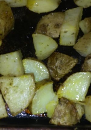 A picture of Ranch potatoes.