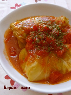 A picture of Cabbage Rolls Simmered in Tomato Soup.